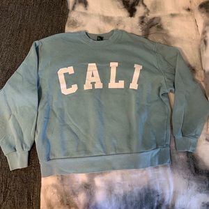 Cali crewneck.